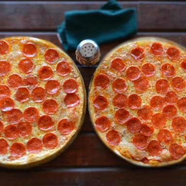 Combo: Pizza con Lasagna