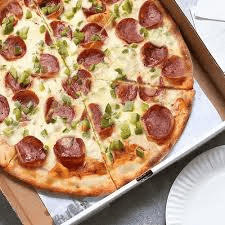 Combo Pizza Grande 8 Porciones + Bebida + Torta