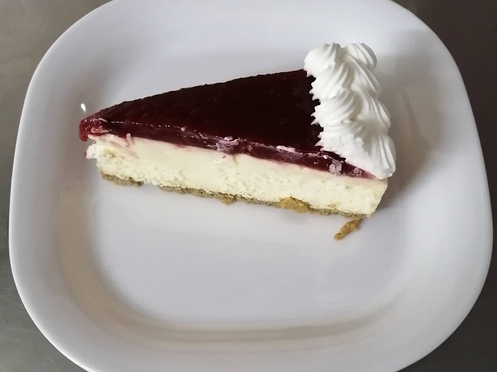 PAY DE QUESO CON CHISPAS DE CHOCOLATE