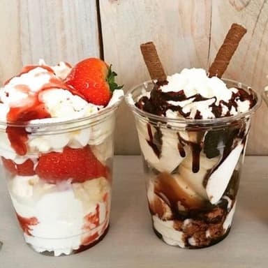 Fresas con Crema 12 Oz