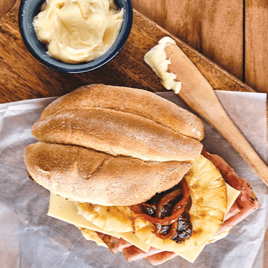 Torta Hawaiana La Más Fresona.