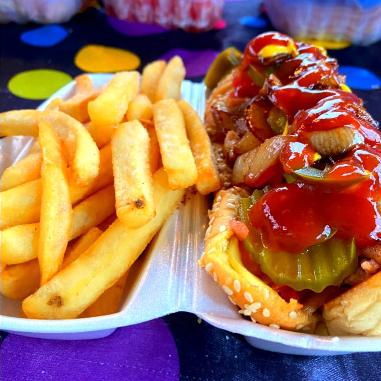 COMBO HOT DOG, PAPAS Y REFRESCO