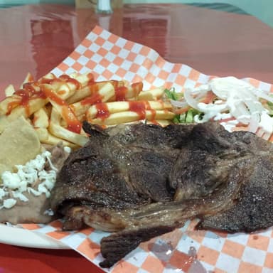 Chuleta de Res a la Plancha y Coca 600 ML