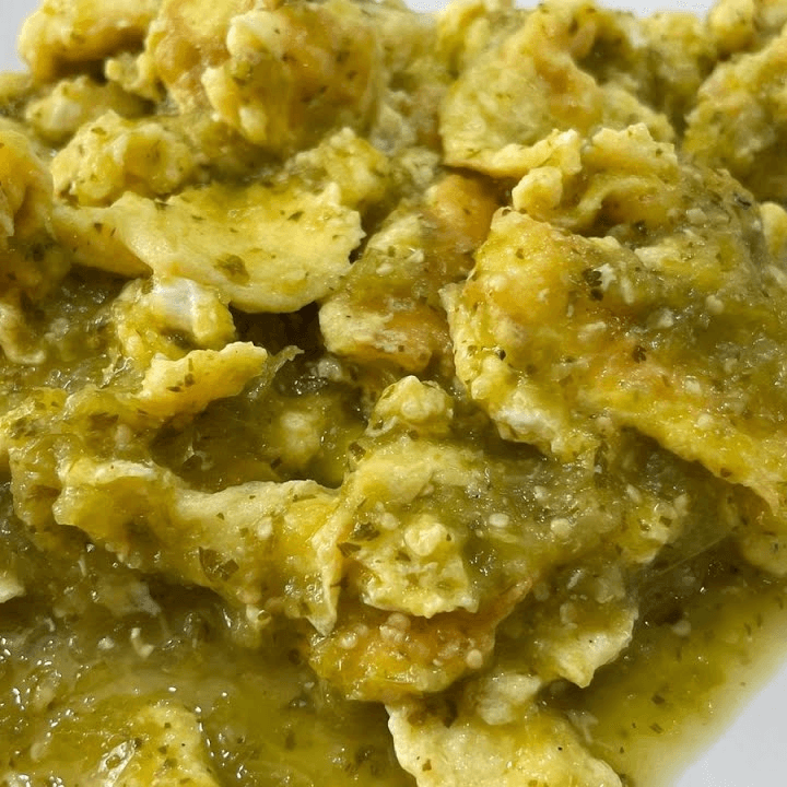 Platillo Huevo en Salsa Verde