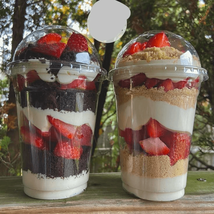 Fresas con Crema y Galleta OREO o Marias