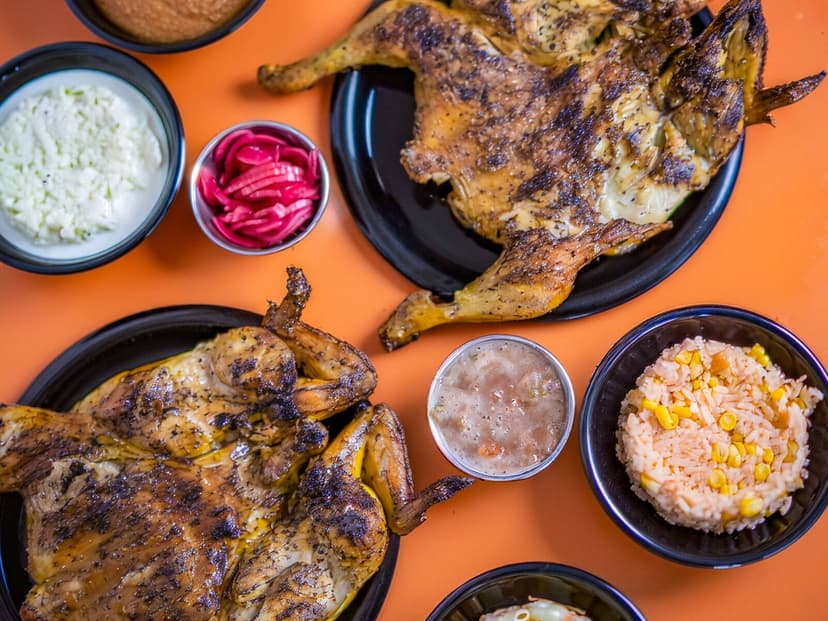 Pollo Sinaloa (Pradera Dorada)
