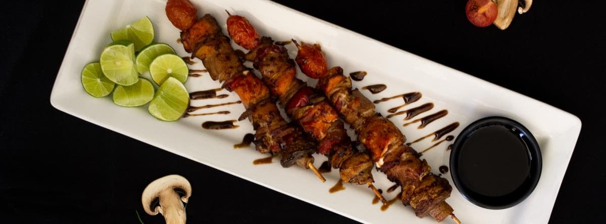 BROCHETAS DE ATUN Y SALMON