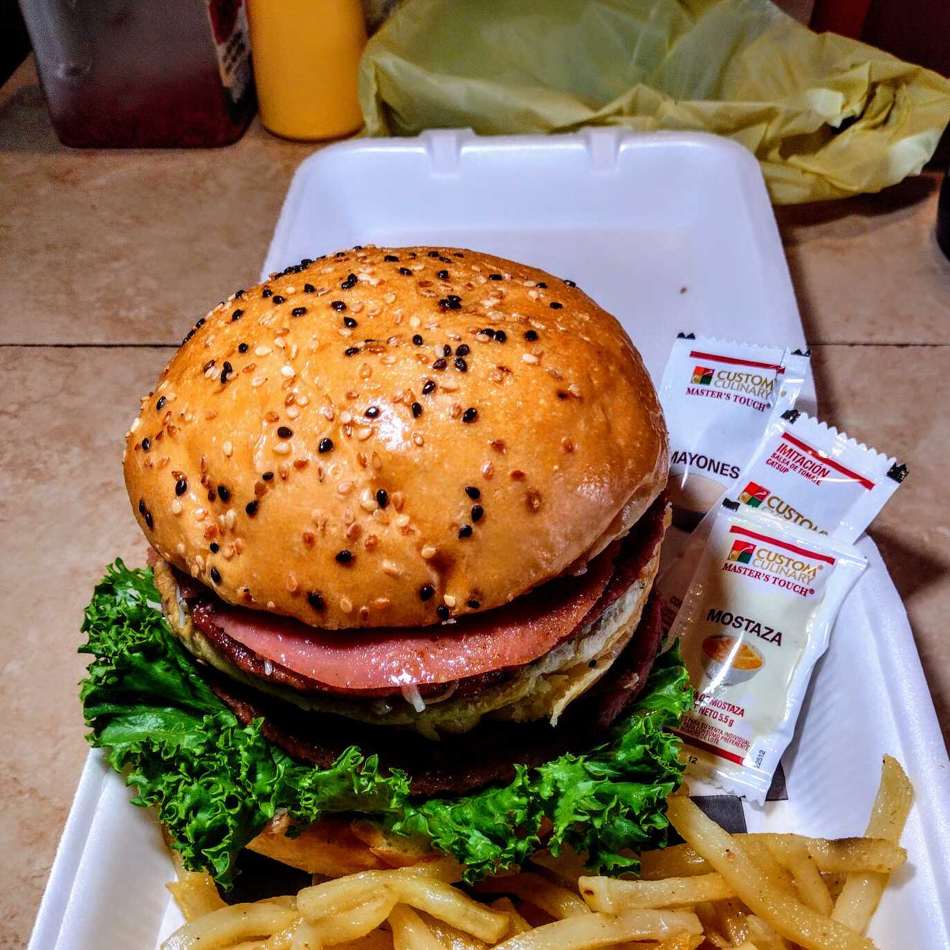Hamburguesa Doble Con Papas