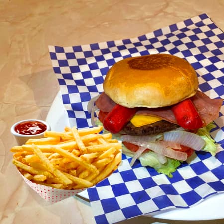 BEEF WOPPER + PAPAS