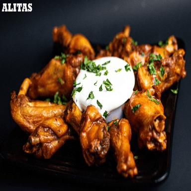 Orden de Alitas 10 Piezas con Salsa