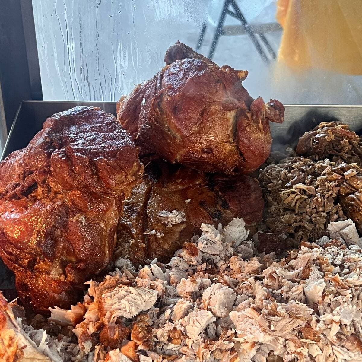 1 Kilo de Carnitas Surtidas