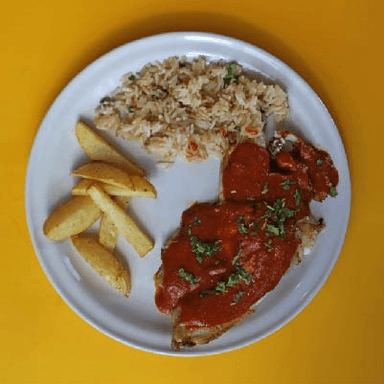 Filete de Pescado con Salsa Chipotle