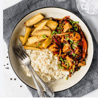 Pollo Saltado con Papas Fritas y Arroz + PEPSI 355
