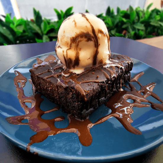 Combo Brownie + Helado Artesanal