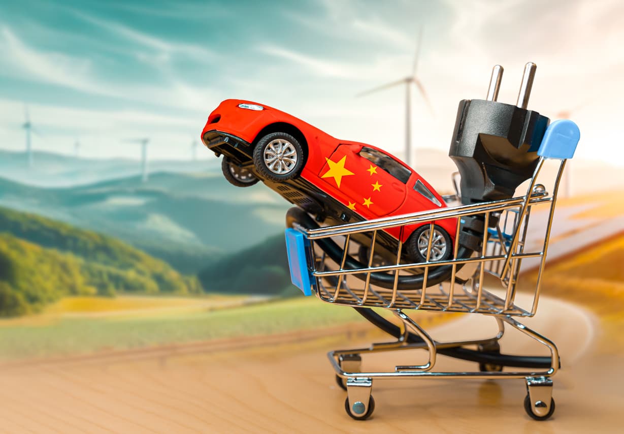 Cada vez más personas consideran los autos chinos, atraídos por su diseño moderno y precios competitivos. Sin embargo, tienen sus ventajas y desventajas.