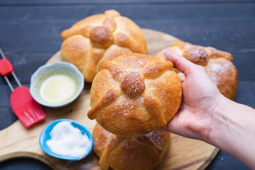 pan de muerto tradicional