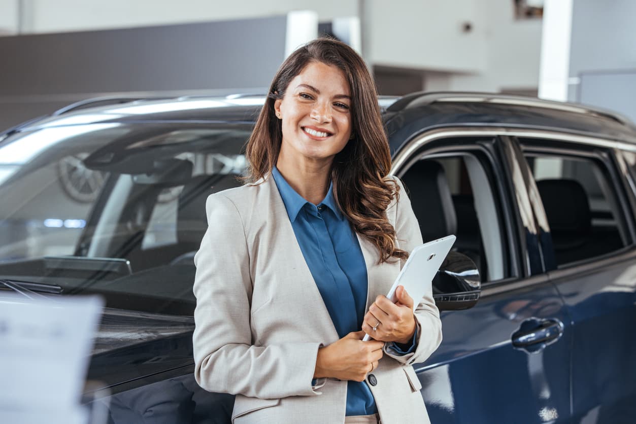 Si estás pensando en comprar un auto nuevo, seguramente te has preguntado cuáles son las agencias de autos más populares en México este año. Con tantas opciones en el mercado, puede ser difícil decidir dónde invertir tu dinero.