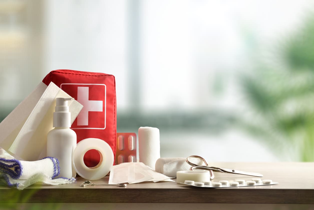 Kit de primeros auxilios para emergencias