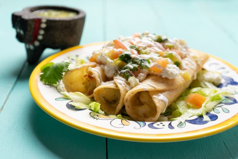 Taquitos dorados de papa