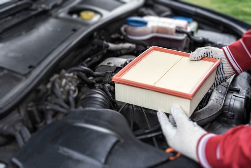 Un filtro de aire sucio puede ocasionar varios problemas en el motor.