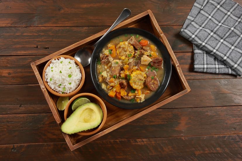 Sancocho colombiano