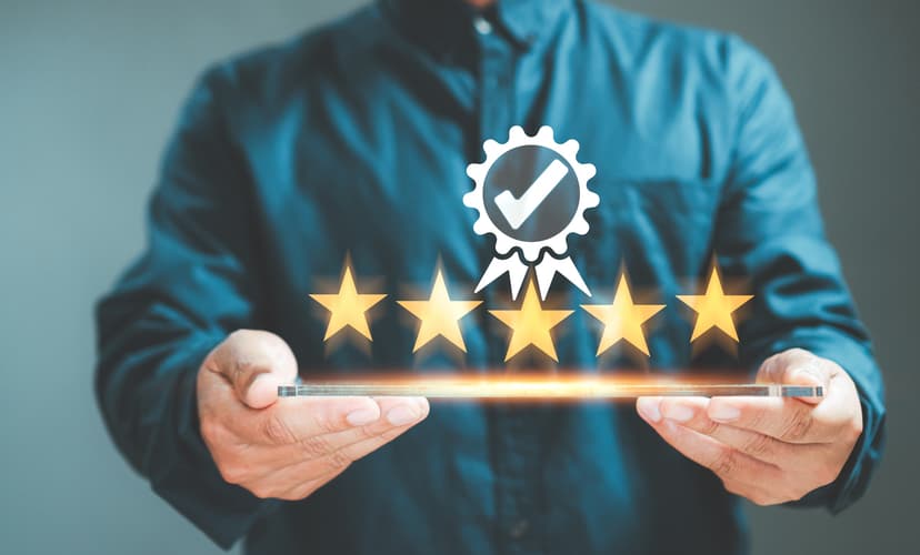 Cliente dando una buena puntuación de servicio a cliente