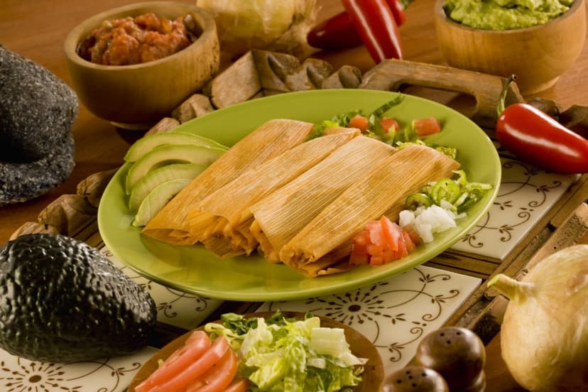 Plato de tamales al estilo Nayarit