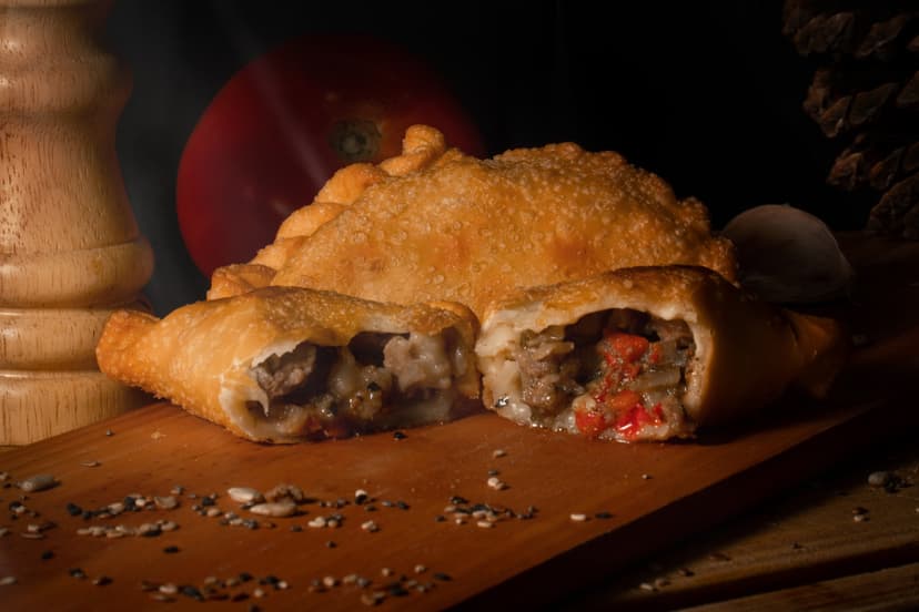 Las empanadas de carne son una gran opción como entrada en los restaurantes argentinos