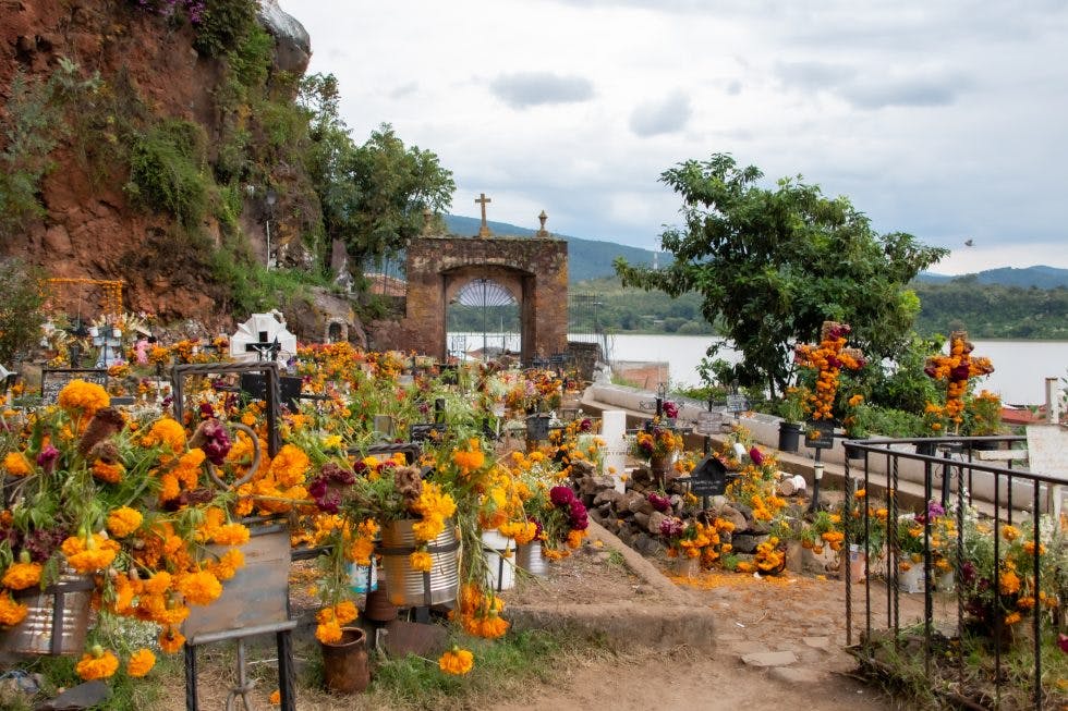 Conoce cómo se celebra el Día de Muertos en México
