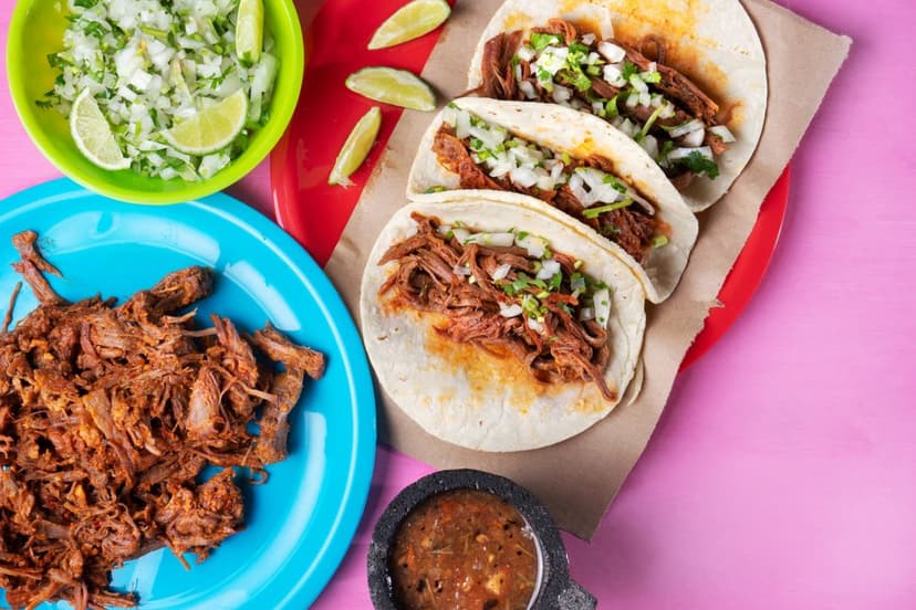 Tacos de birria riquísimos